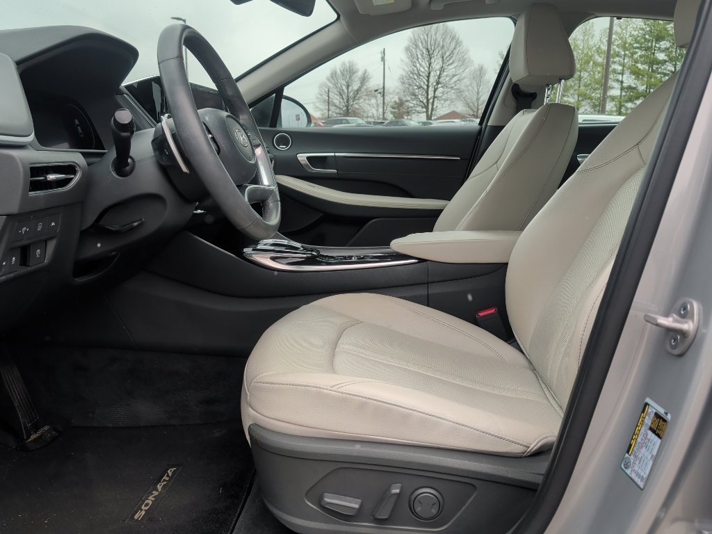 Used 2023 Hyundai Sonata Limited image 11