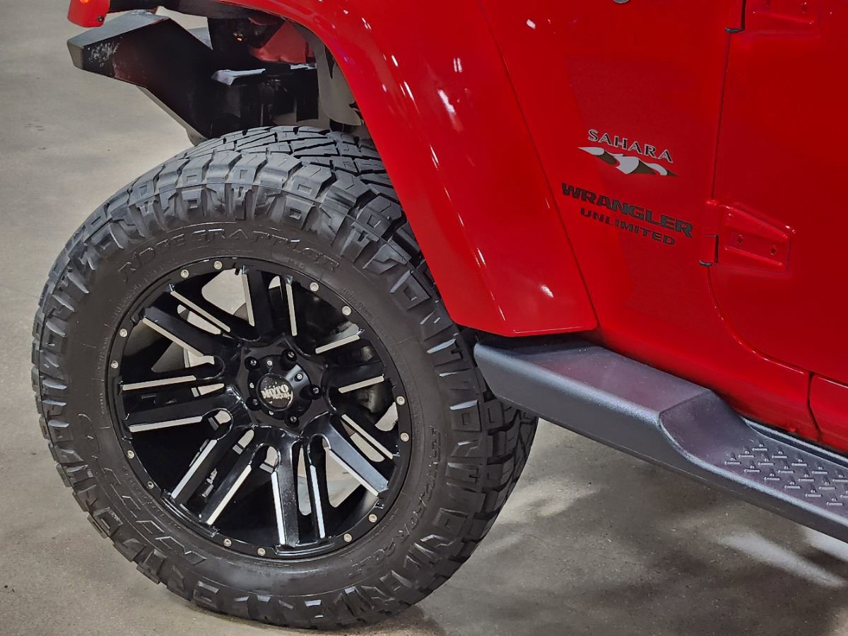 Used 2017 Jeep Wrangler Unlimited Sahara w/ Connectivity Group AWD/4WD image 23