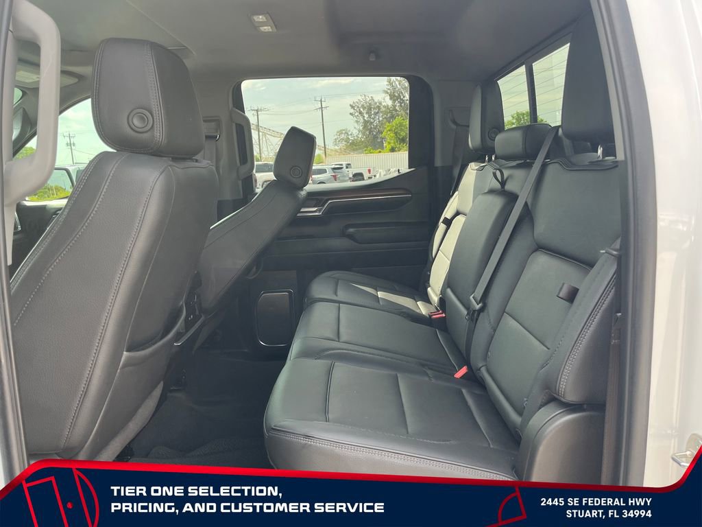 Used 2024 GMC Sierra 1500 Denali w/ Technology Package AWD/4WD image 11