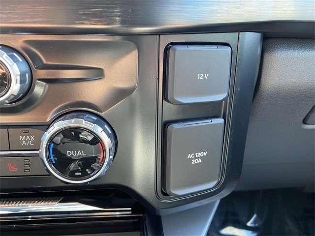 New 2026 Ford F350 4x4 Crew Cab Super Duty image 20