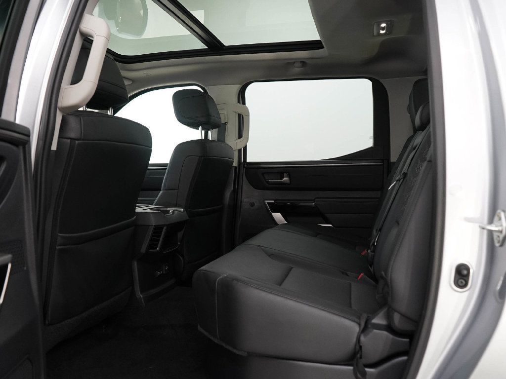 Used 2024 Toyota Tundra Limited AWD/4WD image 19