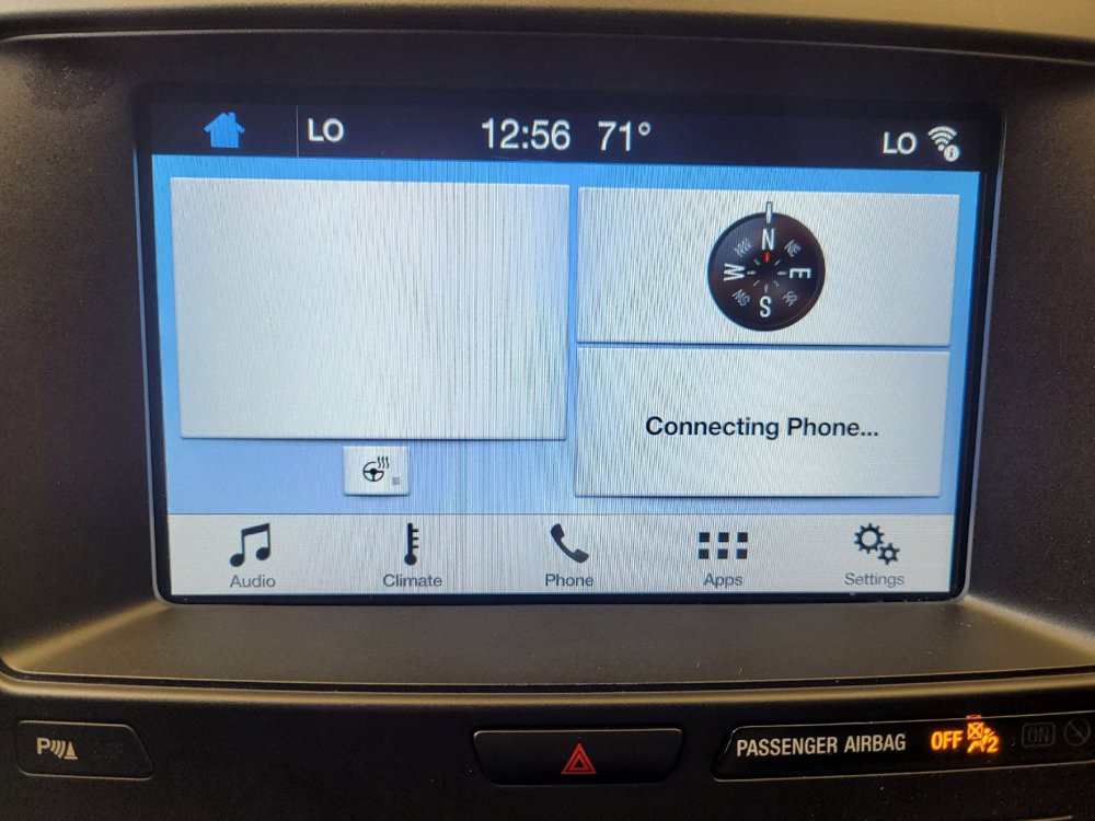 Used 2018 Ford Explorer XLT w/ Equipment Group 202A FWD image 25