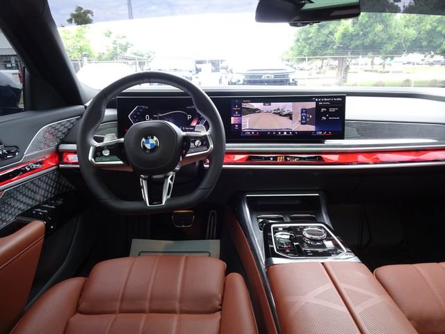 Used 2026 BMW 760i xDrive w/ Executive Package AWD/4WD image 22