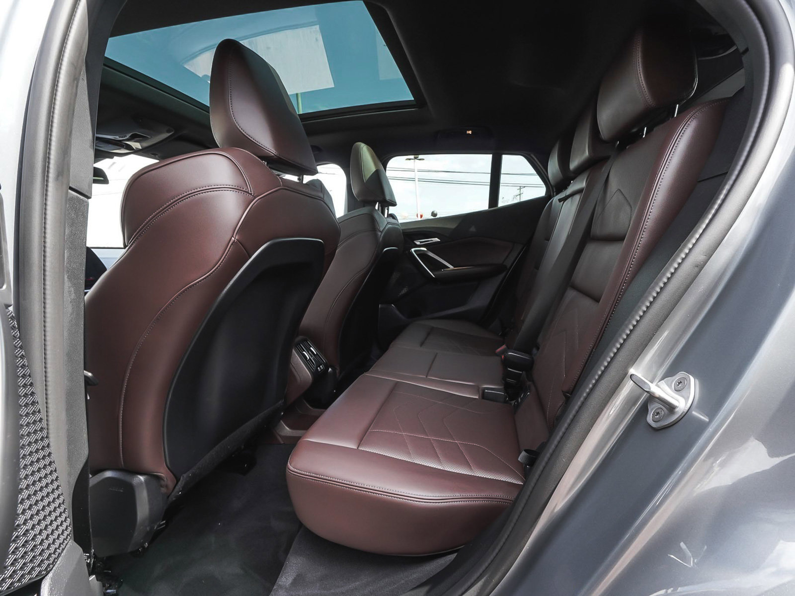 Used 2025 BMW X2 xDrive28i image 30