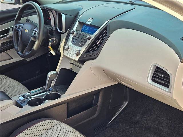 Used 2015 Chevrolet Equinox LS image 16