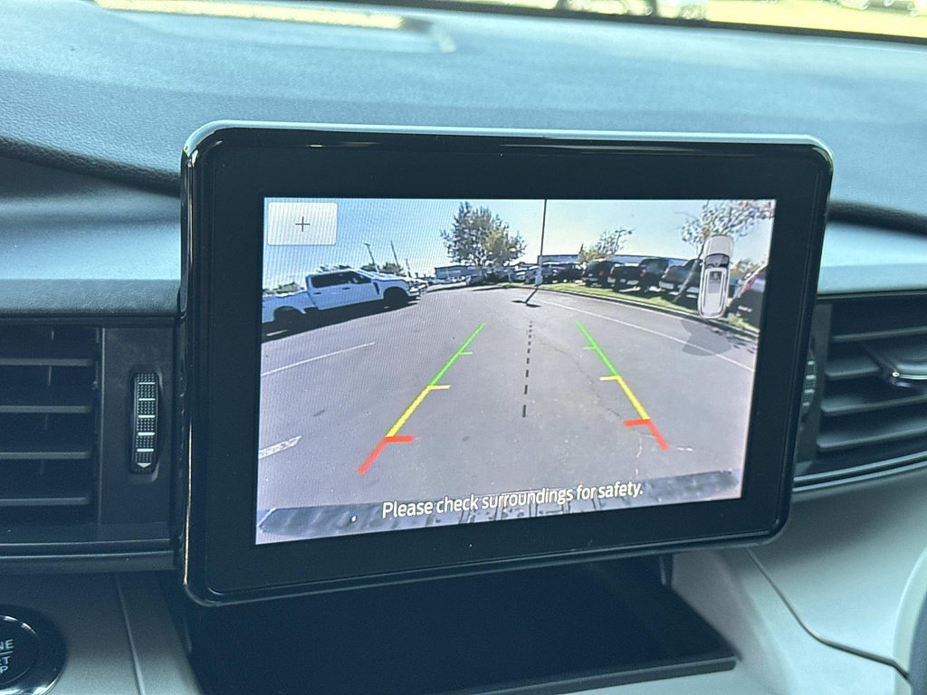 Certified 2023 Ford Explorer XLT RWD image 14