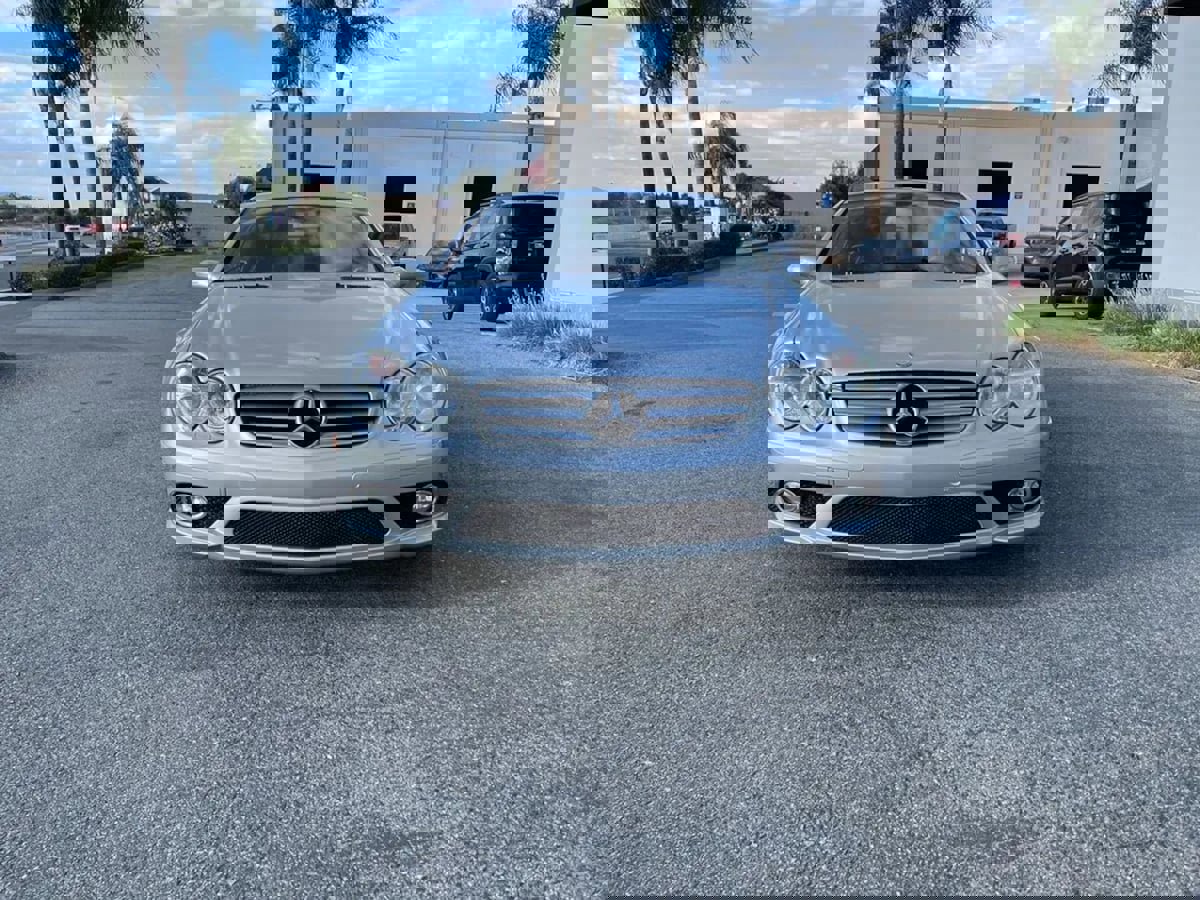 Used 2007 Mercedes-Benz SL 550 image 2