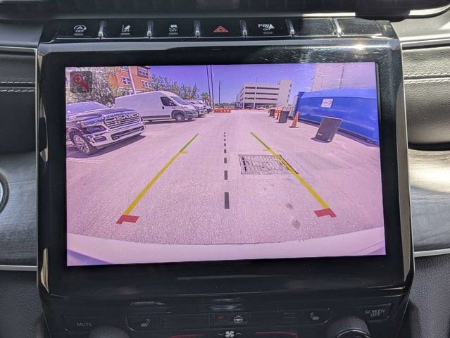 Used 2021 Jeep Grand Cherokee L Limited AWD/4WD image 24