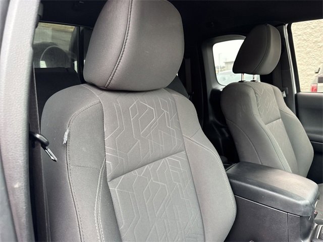 Used 2016 Toyota Tacoma TRD Off-Road image 23