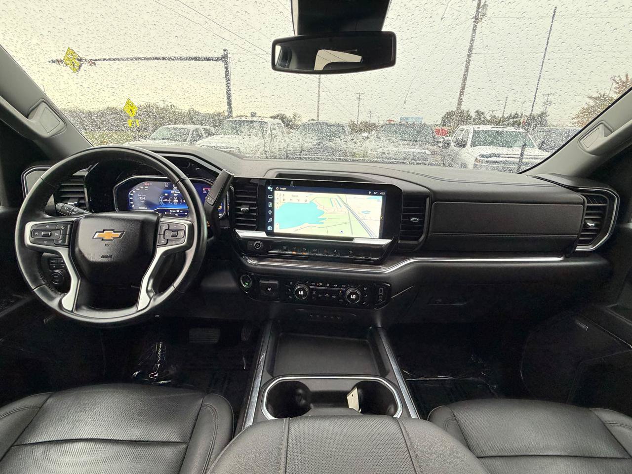 Used 2024 Chevrolet Silverado 2500 LTZ w/ LTZ Plus Package AWD/4WD image 9
