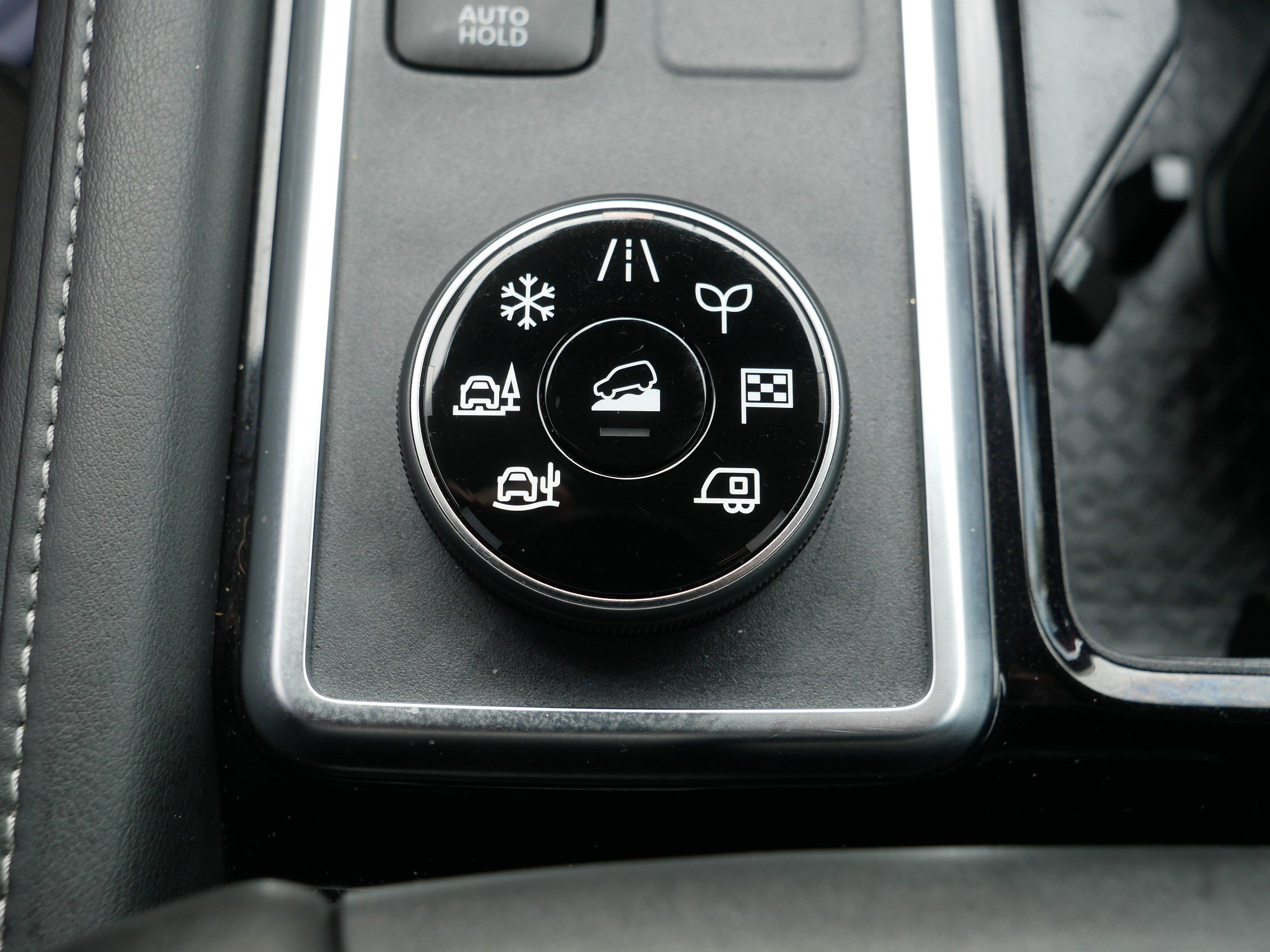 Certified 2024 Nissan Pathfinder SL AWD/4WD image 31