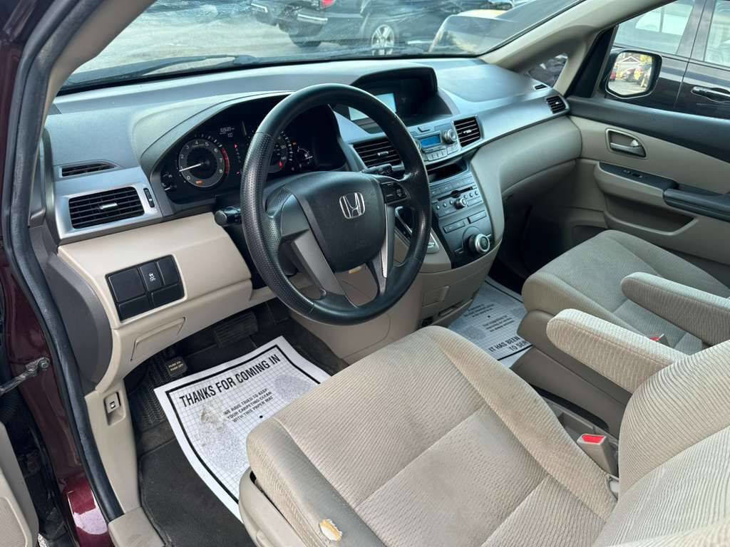 Used 2012 Honda Odyssey LX image 13