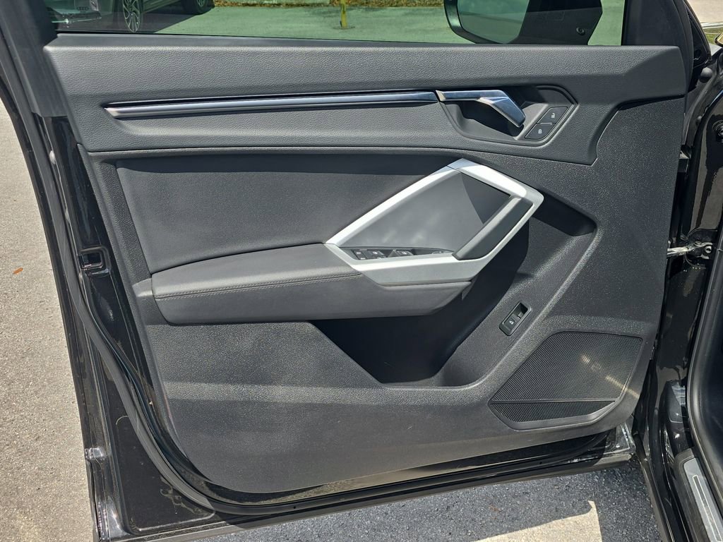 Used 2021 Audi Q3 2.0T Premium w/ Convenience Package image 17