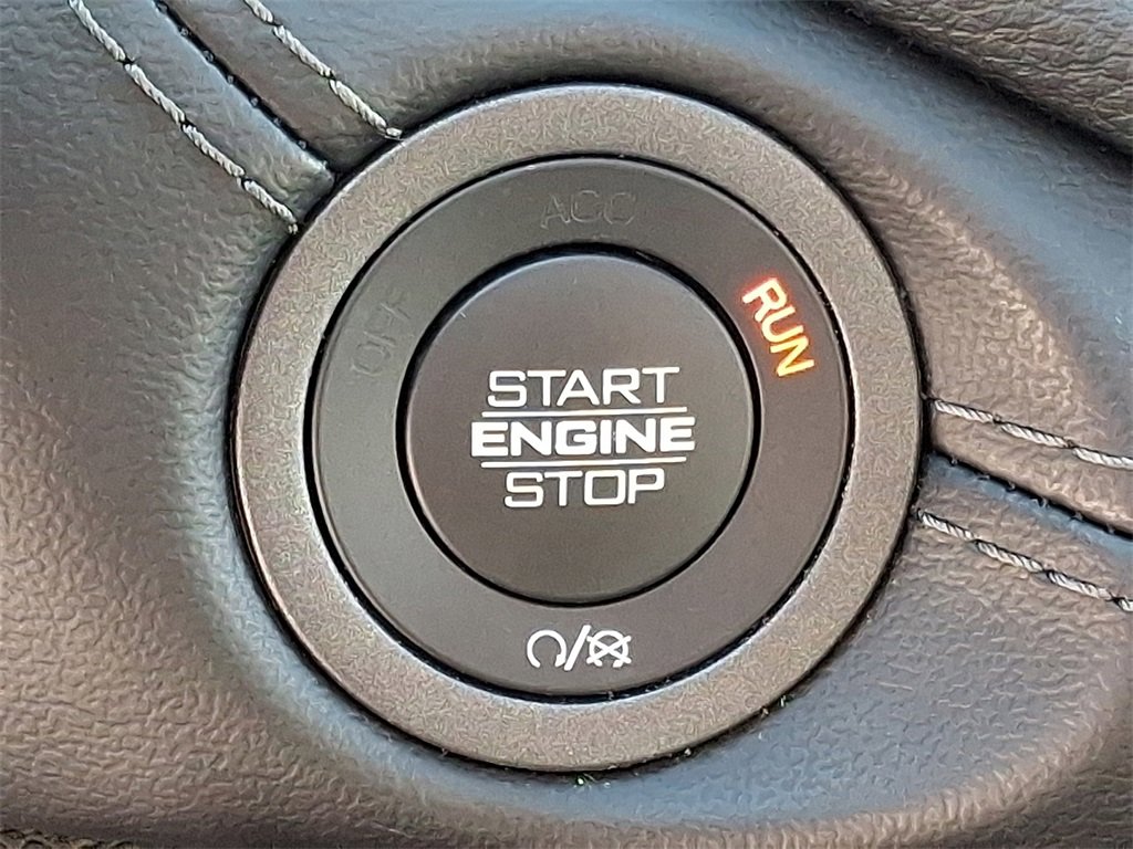 Used 2021 Dodge Durango GT image 24