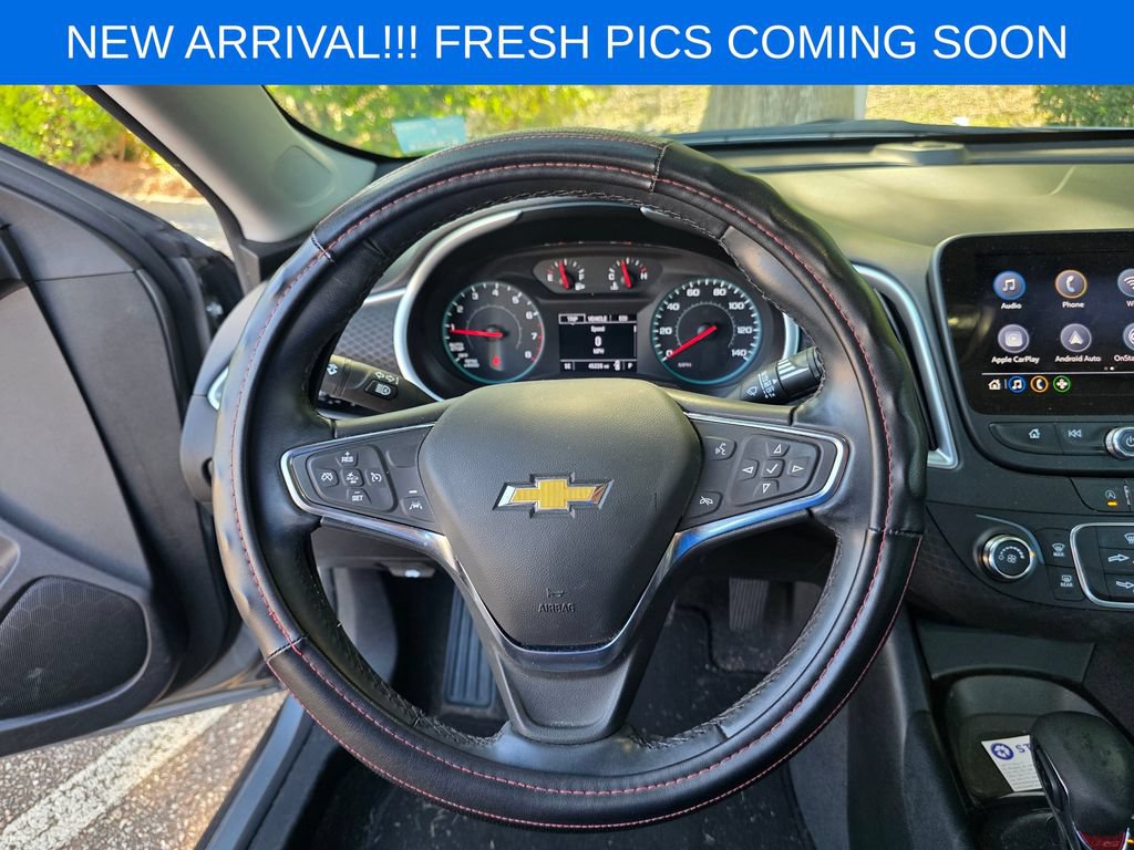 Used 2025 Chevrolet Malibu RS FWD image 13