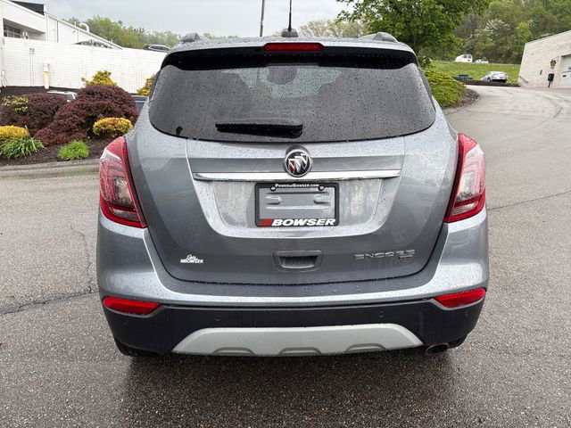Used 2019 Buick Encore Essence w/ Safety Package II AWD/4WD image 4