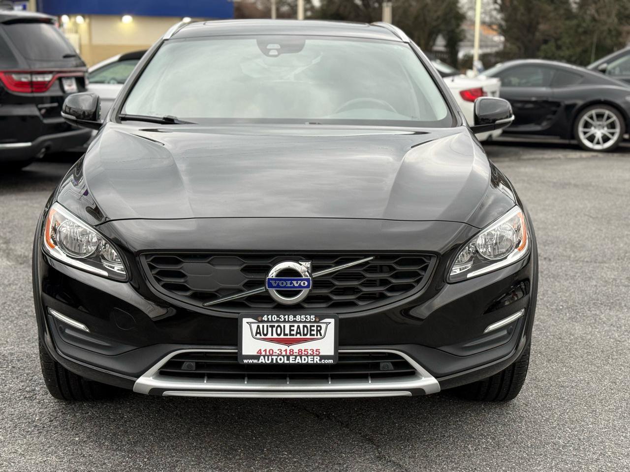 Used 2018 Volvo V60 T5 Cross Country w/ Convenience Package image 9