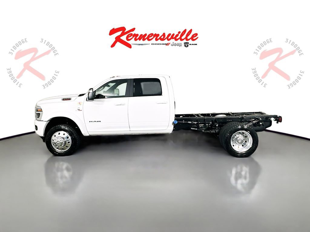 New 2026 RAM 5500 4x4 Crew Cab w/ Laramie Trim Package image 4