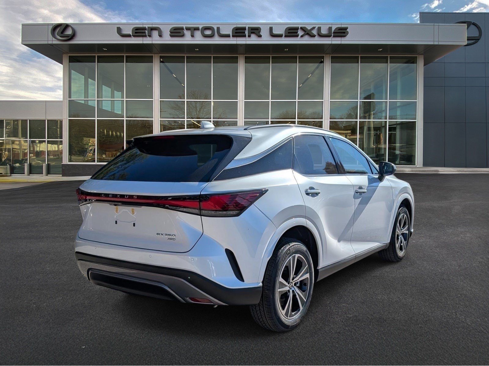 New 2026 Lexus RX 350 Premium w/ Accessory Package (Z1) AWD/4WD image 2
