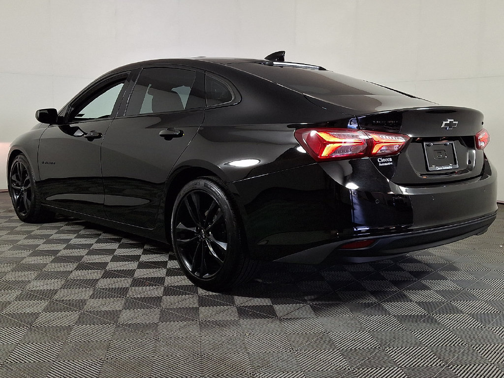 Used 2021 Chevrolet Malibu LT FWD image 7