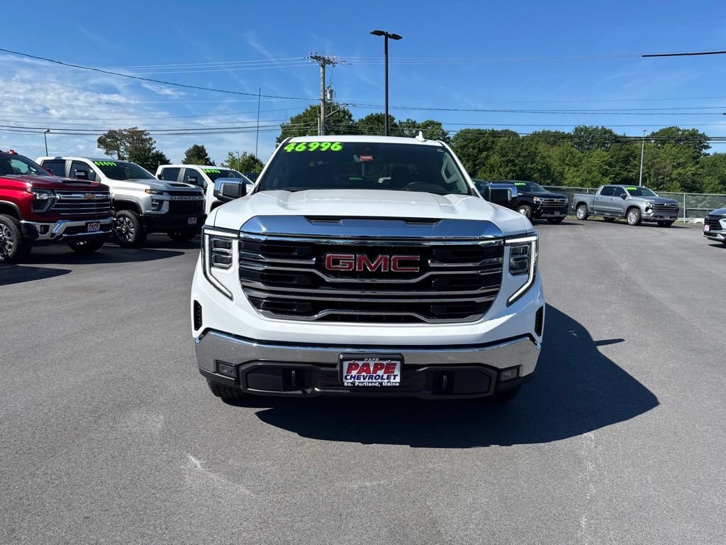 Used 2025 GMC Sierra 1500 SLT AWD/4WD image 10