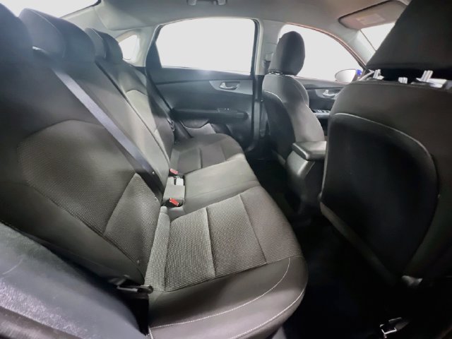 Used 2020 Kia Forte LXS FWD image 25