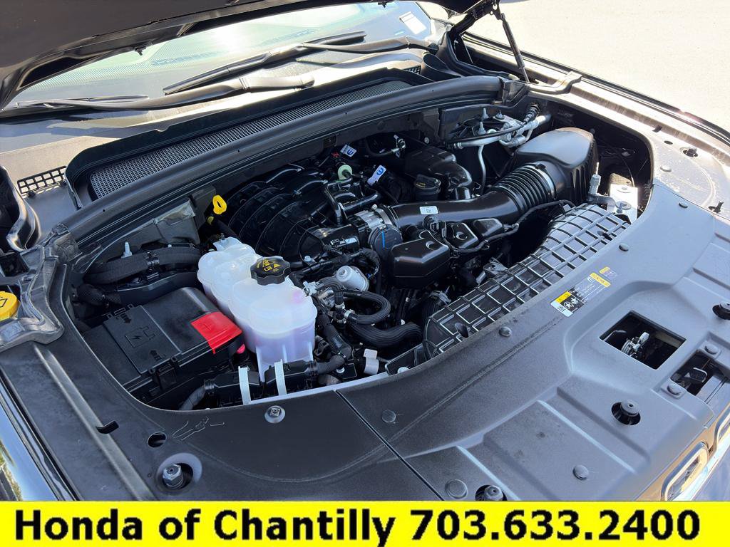 Used 2025 Jeep Grand Cherokee Limited w/ Trailer Tow Package AWD/4WD image 35