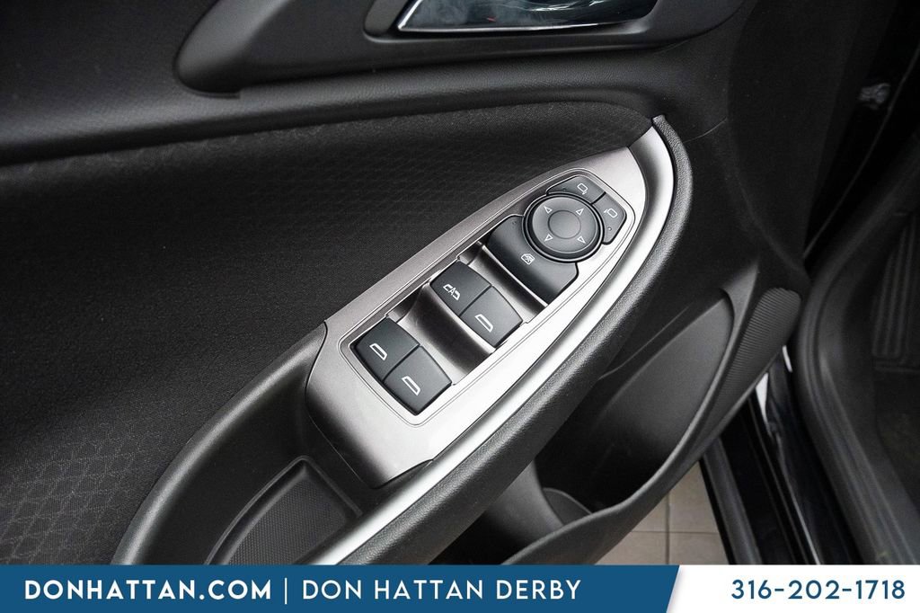 Used 2023 Chevrolet Malibu LT image 16