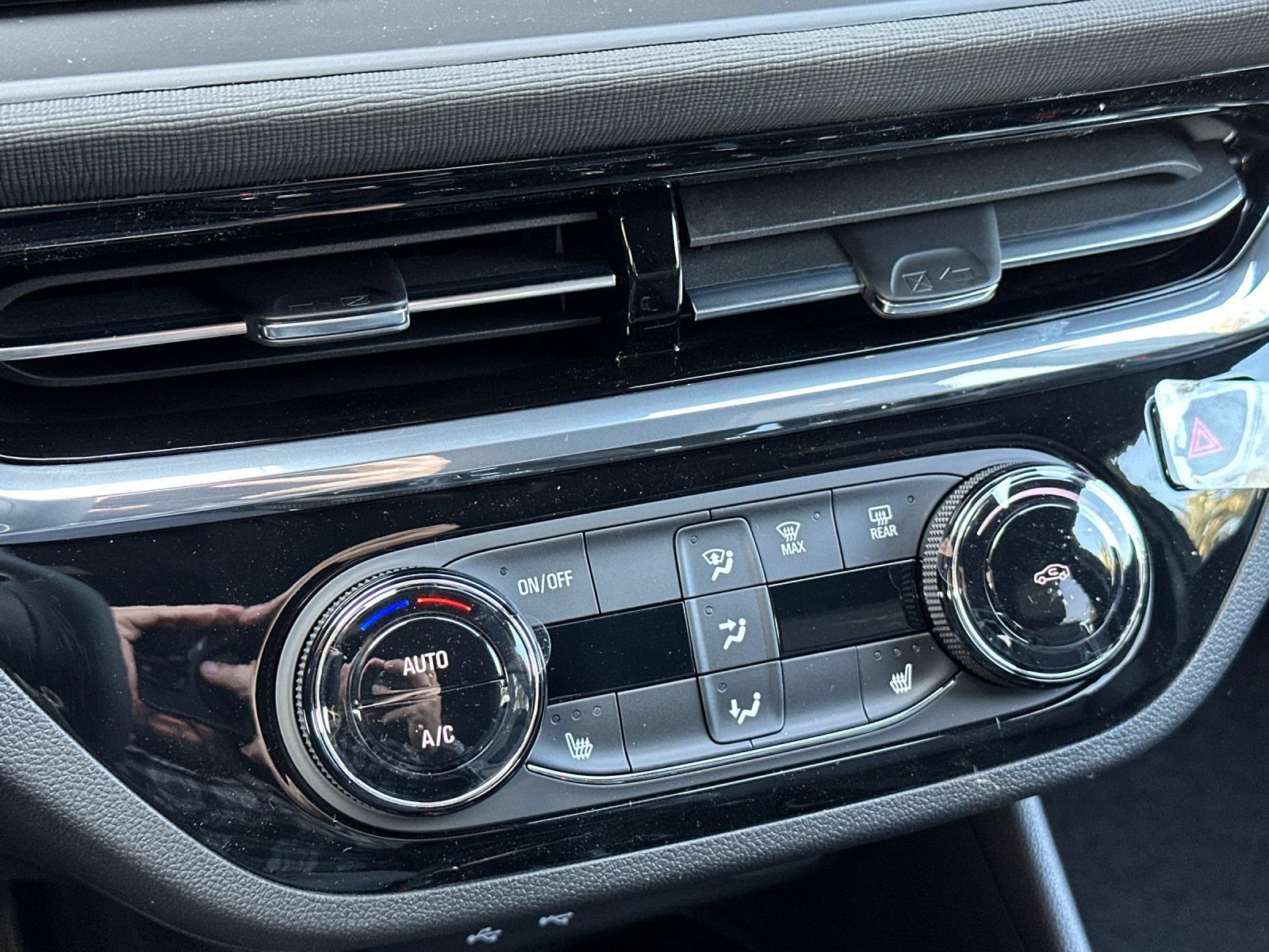 New 2026 Buick Envista Sport Touring w/ Convenience I Package FWD image 20