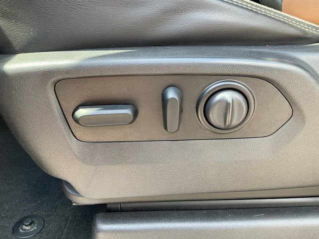 Used 2021 Chevrolet Silverado 3500 High Country w/ Z71 Off-Road Package AWD/4WD image 6