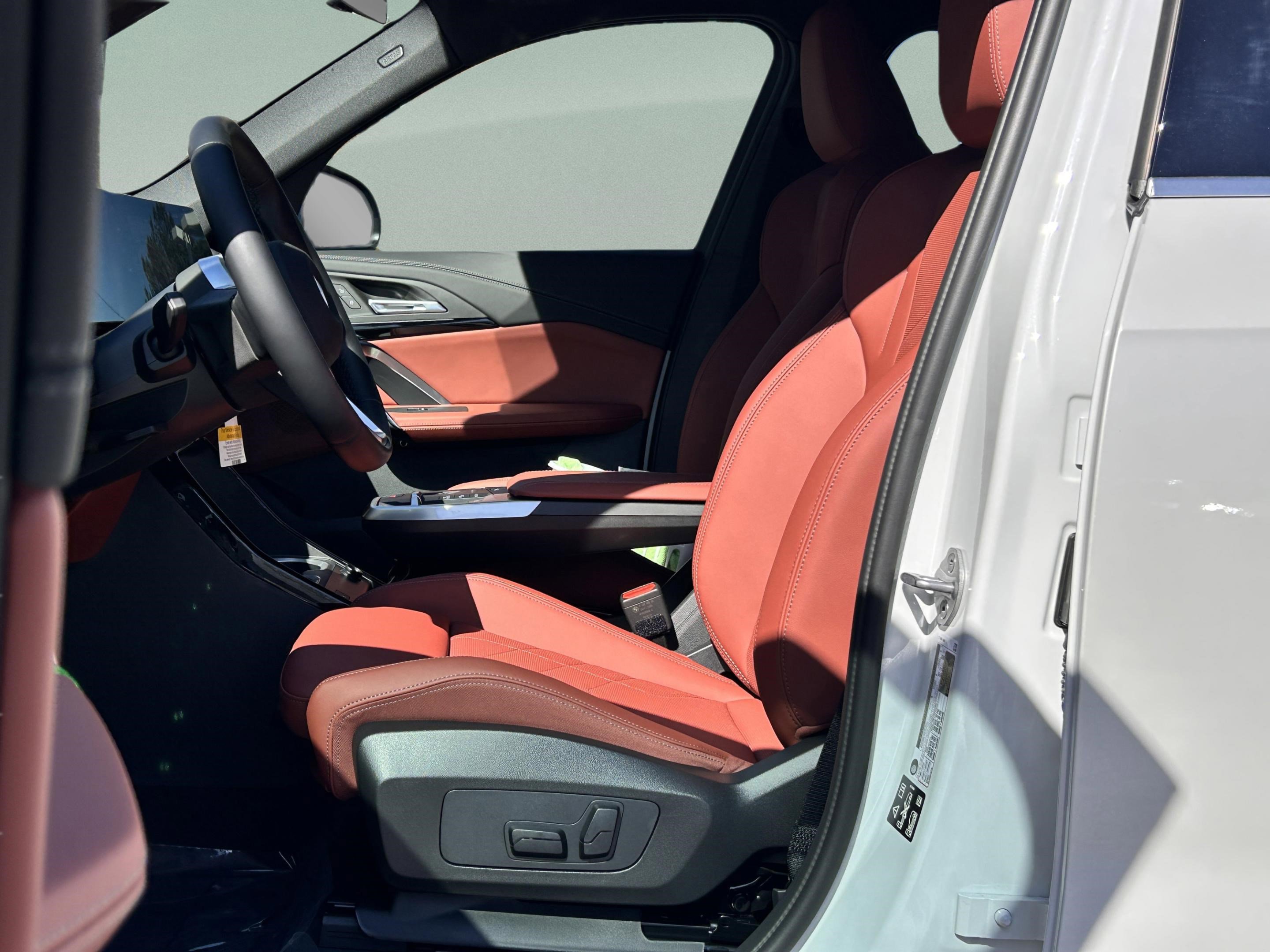 Used 2026 BMW X1 xDrive28i w/ Convenience Package image 17