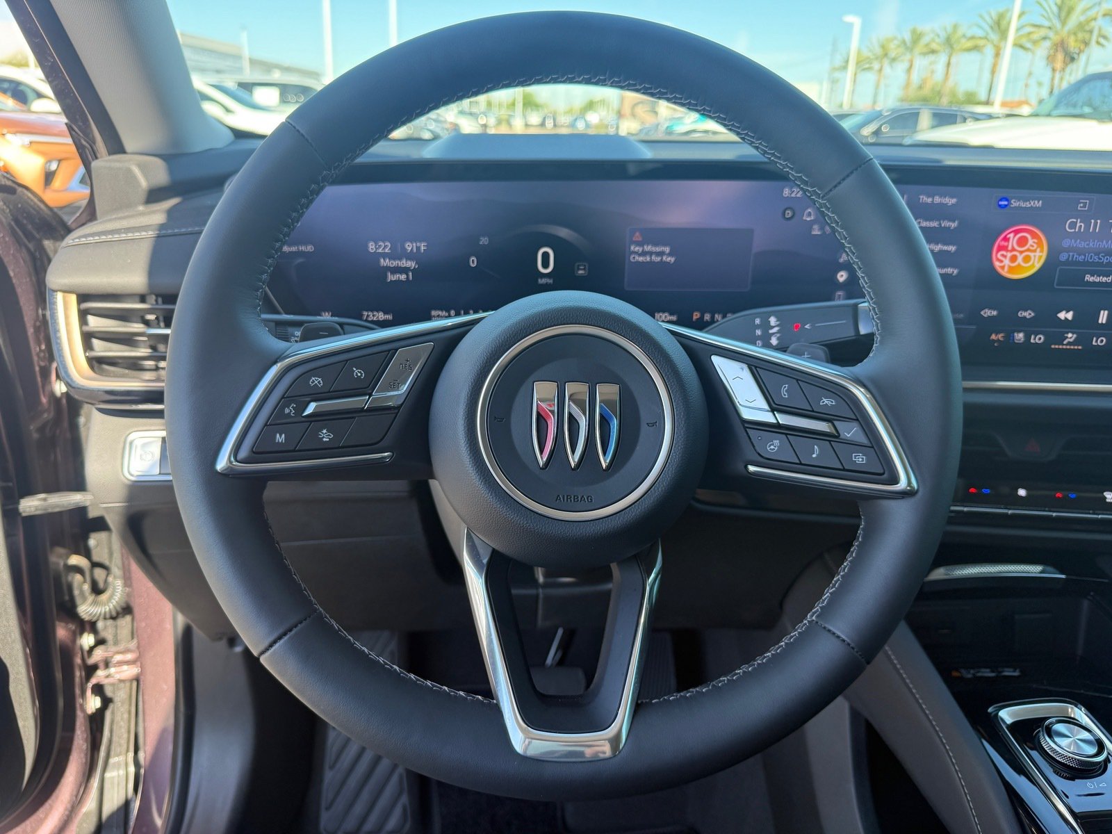 Used 2025 Buick Envision Avenir AWD/4WD image 13