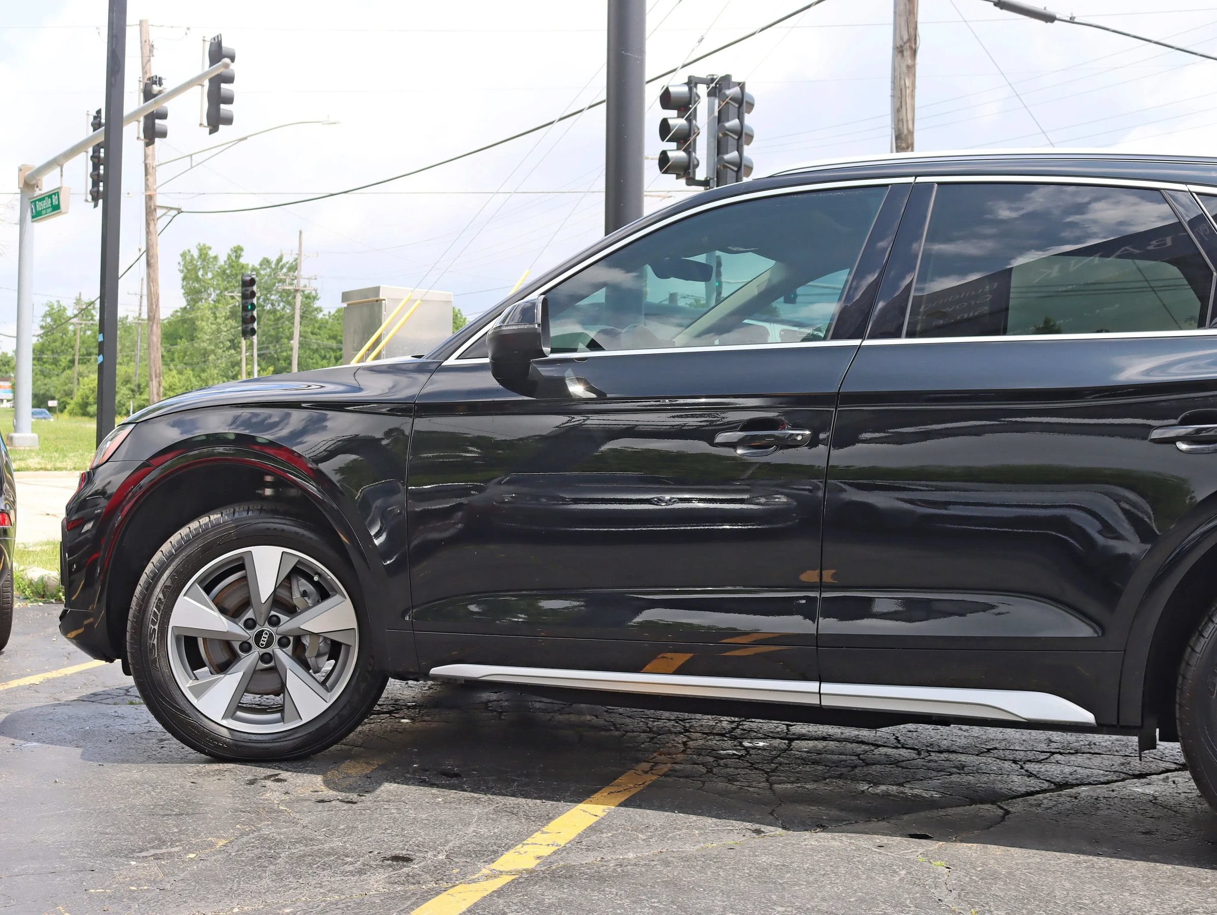 Used 2022 Audi Q5 2.0T Premium Plus w/ Premium Plus Package AWD/4WD image 14
