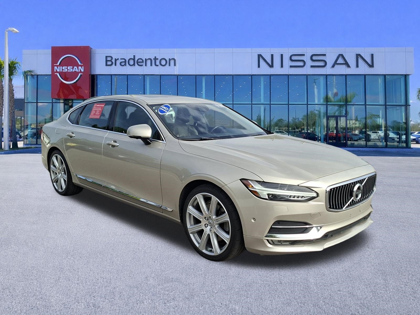 Used 2018 Volvo S90 T6 Inscription w/ Luxury Package AWD/4WD image 3