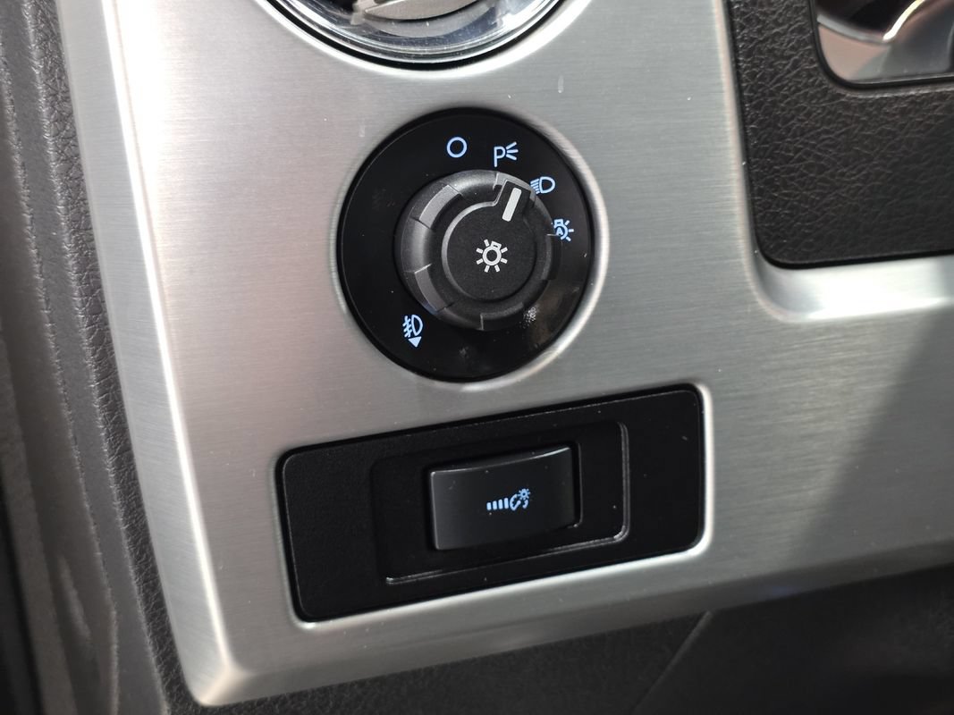 Used 2013 Ford F150 Platinum AWD/4WD image 26