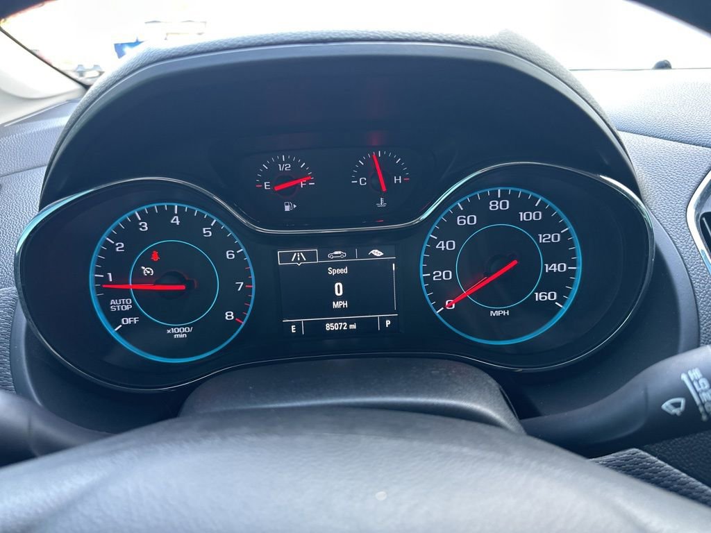 Used 2018 Chevrolet Cruze LT w/ Convenience Package FWD image 21