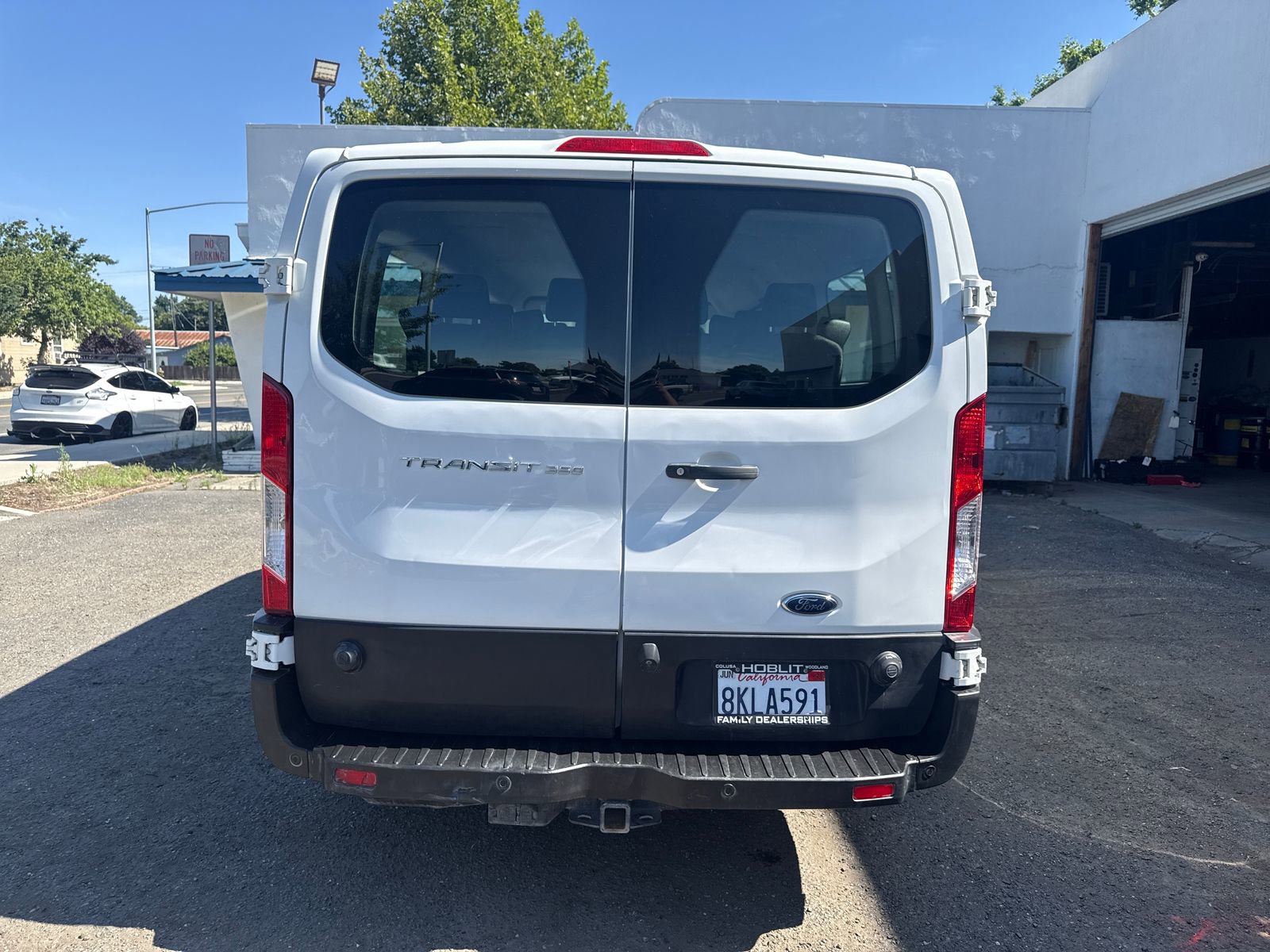 Used 2019 Ford Transit 350 XL RWD image 4