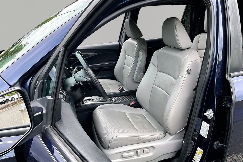 Used 2023 Honda Passport EX-L image 17