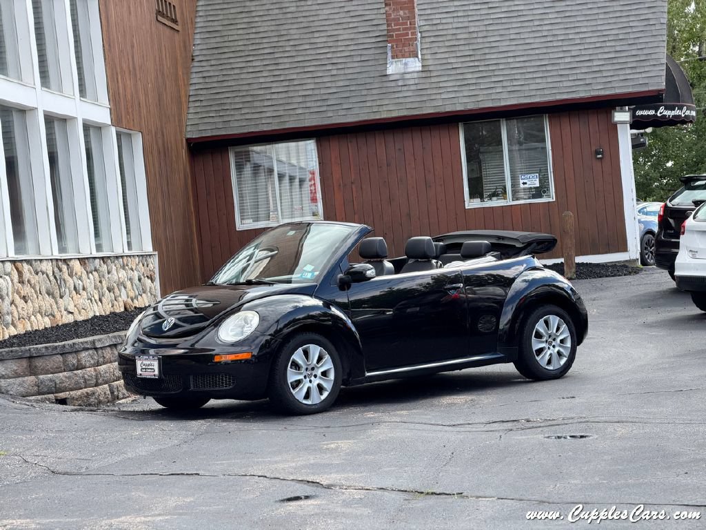 Used 2008 Volkswagen Beetle S FWD image 2