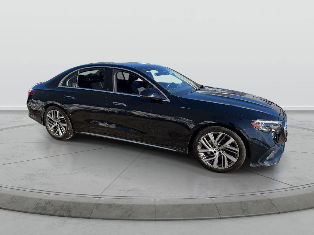 Used 2024 Mercedes-Benz E 350 4MATIC Sedan image 9