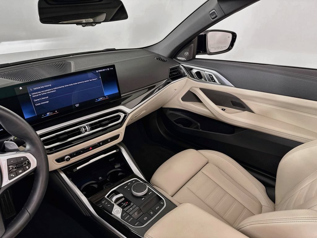 Used 2024 BMW M440i Convertible w/ Premium Package RWD image 23