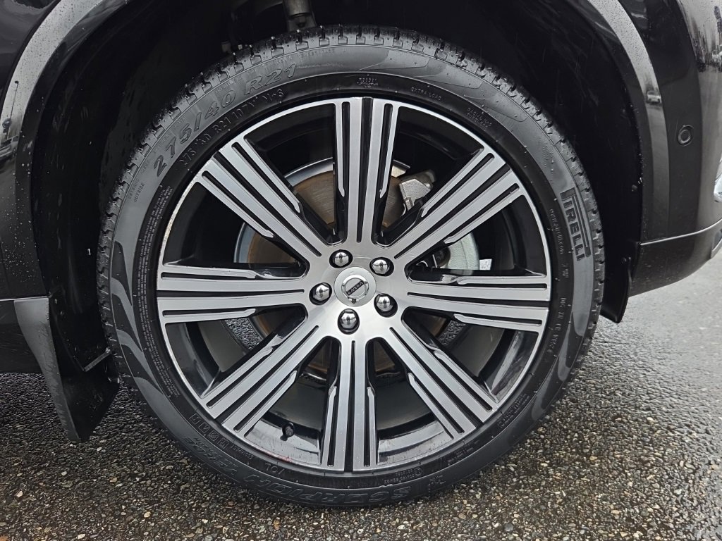 Certified 2023 Volvo XC90 B6 Ultimate w/ Lounge Package image 10