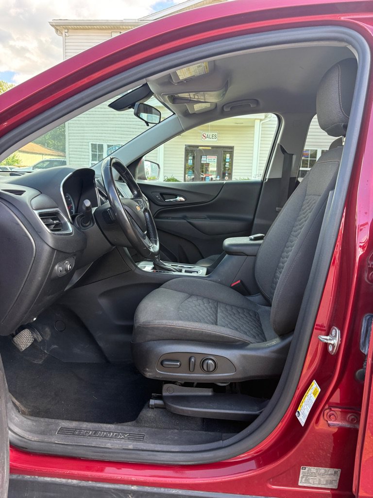 Used 2018 Chevrolet Equinox LT AWD/4WD image 9
