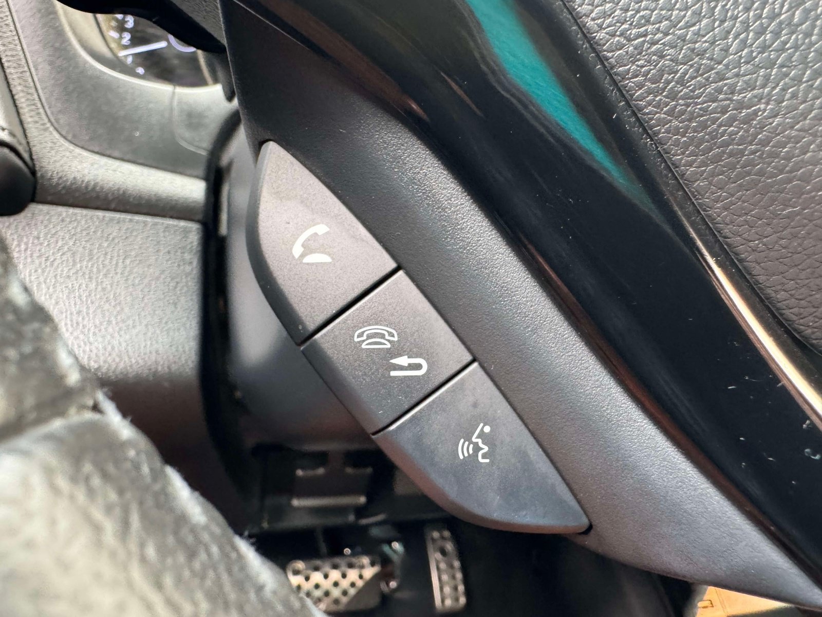 Used 2022 Honda HR-V Sport image 35