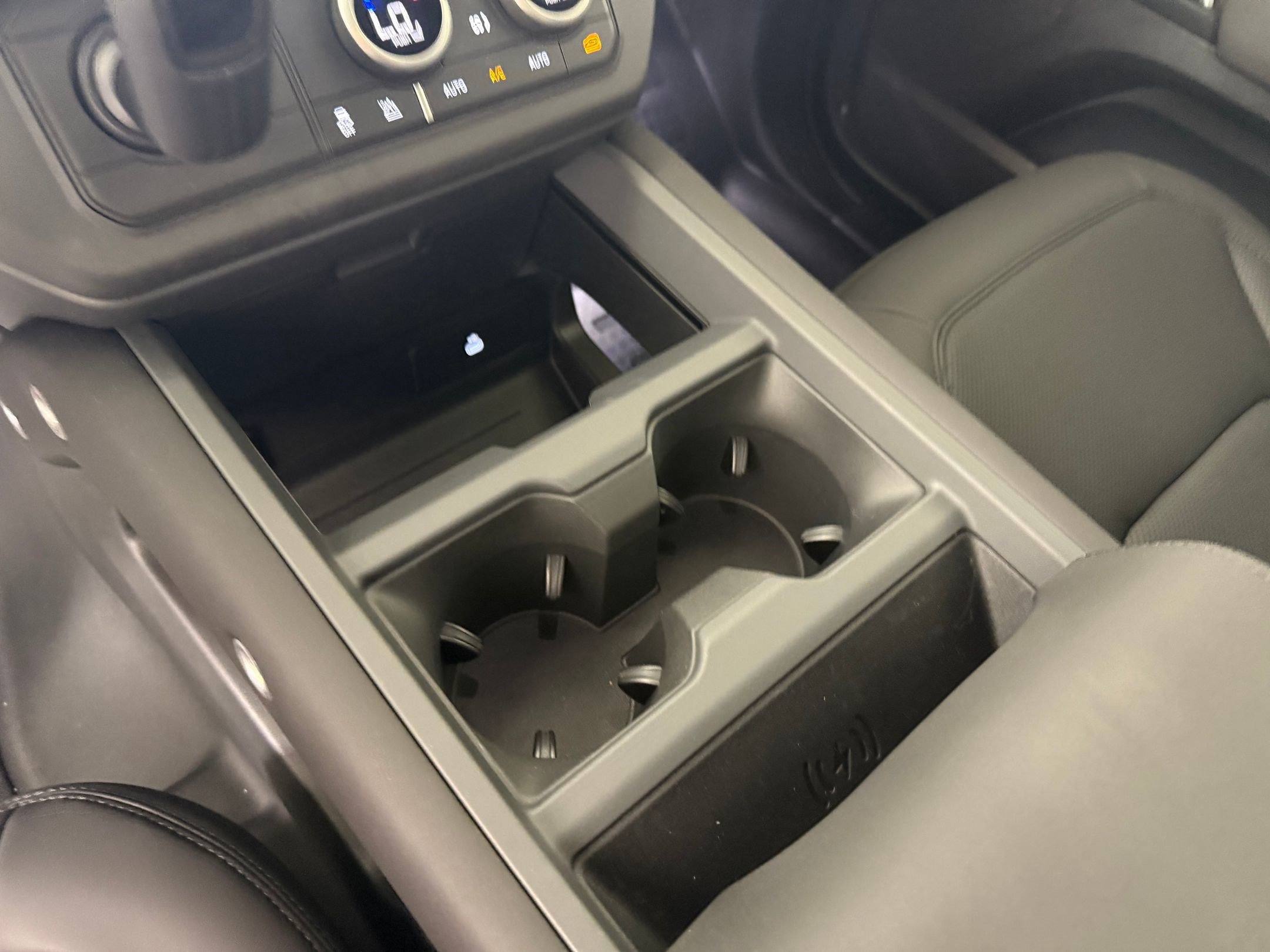 New 2026 Land Rover Defender 110 S AWD/4WD image 26