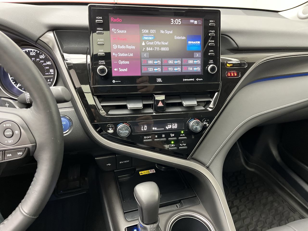 Used 2024 Toyota Camry XSE w/ Navigation Package FWD image 19