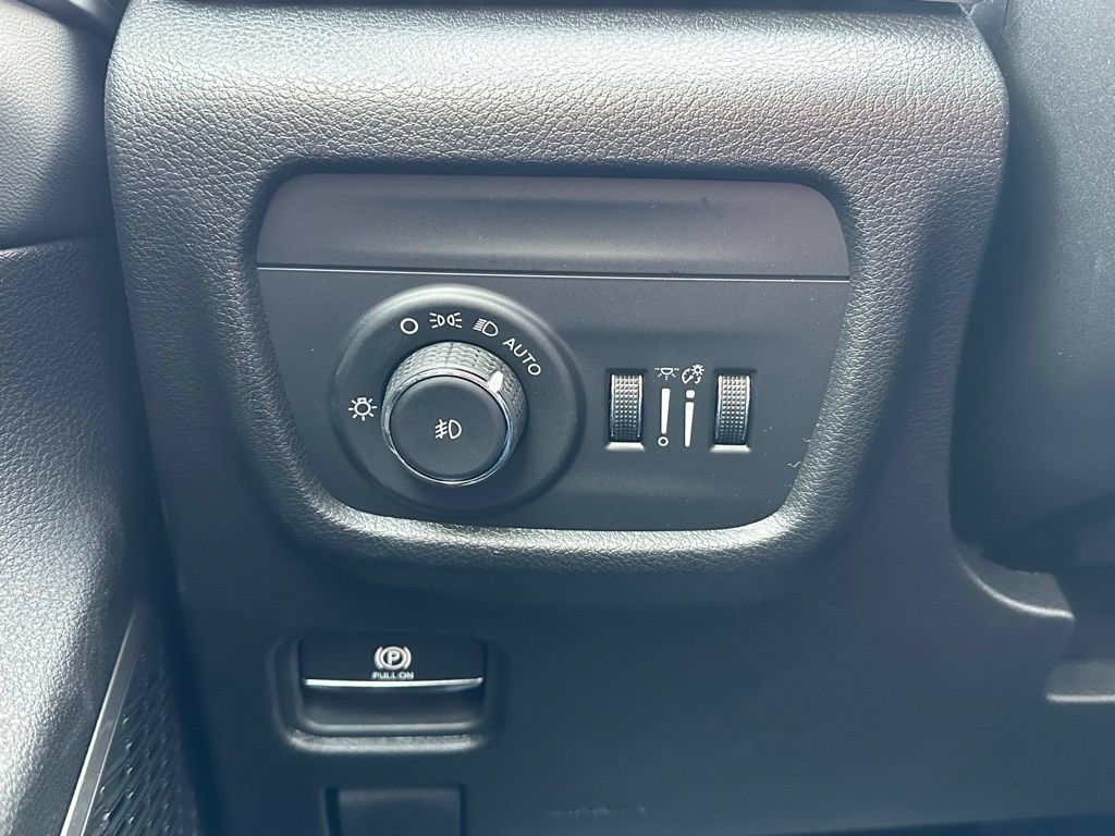 New 2026 Jeep Grand Cherokee Limited AWD/4WD image 30