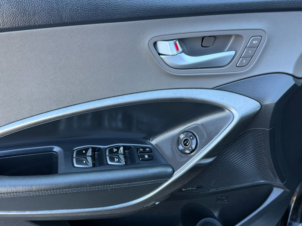 Used 2018 Hyundai Santa Fe AWD w/ SE Ultimate Tech Package 03 image 14