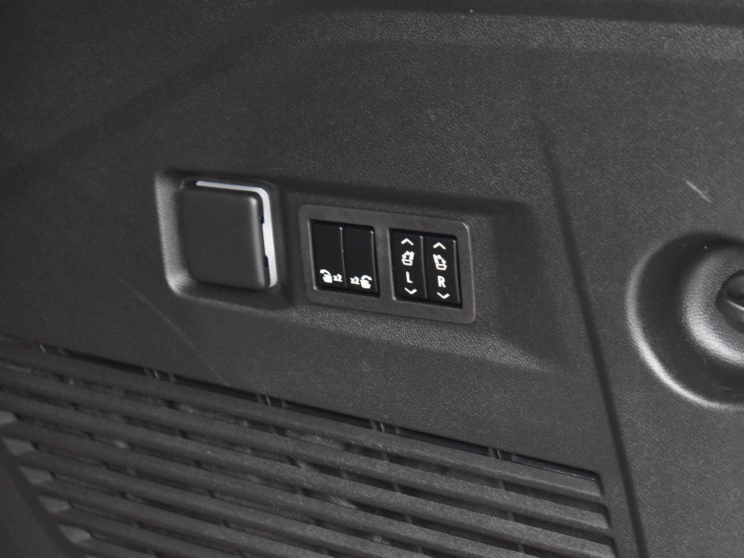 Used 2023 Chevrolet Tahoe High Country w/ Premium Package 2 image 10