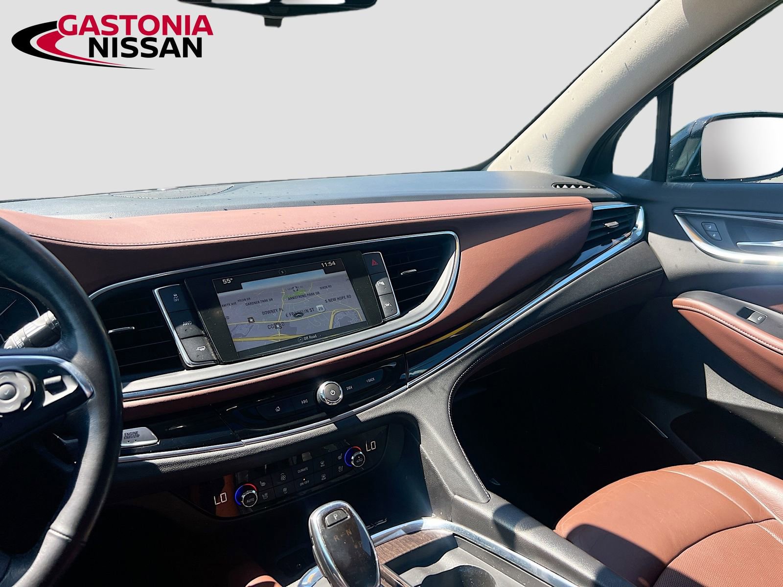 Used 2018 Buick Enclave Avenir w/ Avenir Technology Package image 32